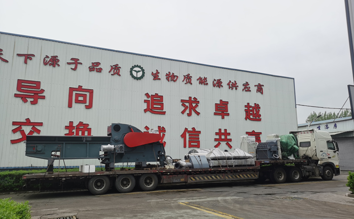 3車鋸末顆粒機(jī)生產(chǎn)線已經(jīng)裝車完成 3車鋸末顆粒機(jī)生產(chǎn)線已經(jīng)裝車完成